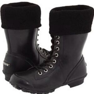 Bogs Women's Black Lace-Up Winter Boots